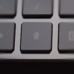 Новая клавиатура от Microsoft имеет встроенный сканер отпечатков пальцев