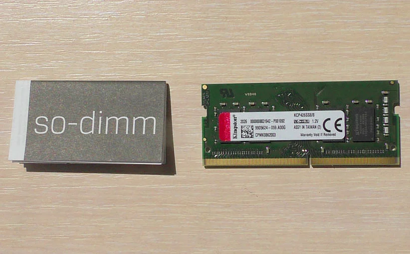  Kingston 8 GB SO-DIMM DDR4 2400 KVR24S17S8/8 