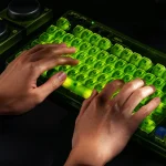 8BitDo добавила RGB подсветку в новой Xbox версии механической клавиатуры