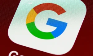 Google изменила G логотип